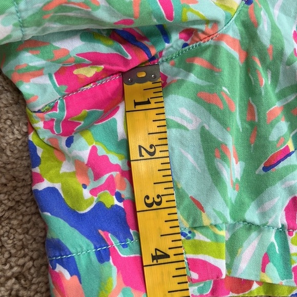 Lilly Pulitzer SZ 14, pink multi Callahan shorts. - Picture 6 of 8